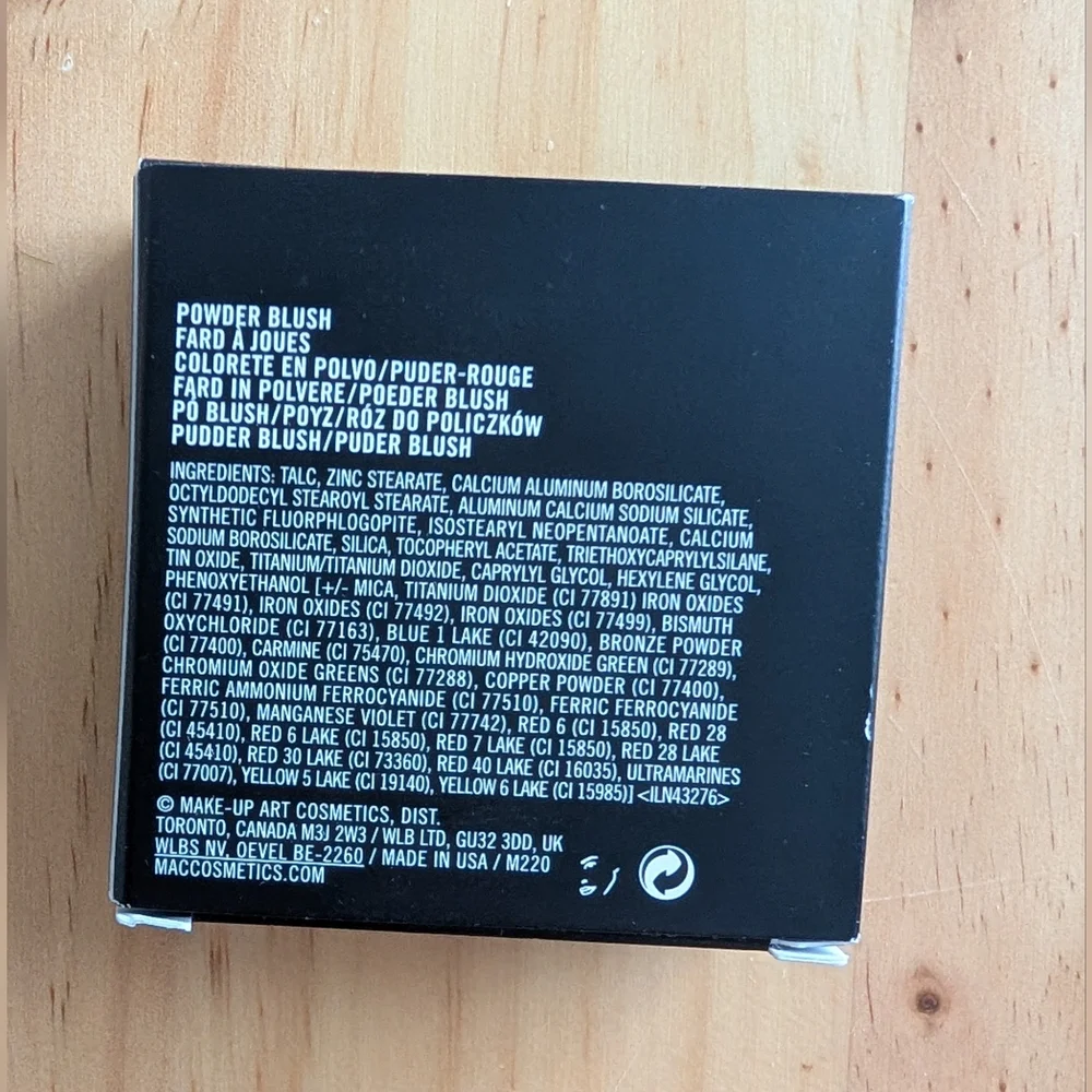 NIB MAC Cosmetics Powder Blush Color Melba - Picture 3 of 5
